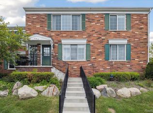 455 Baldwin Ave #203, Rochester, MI 48307