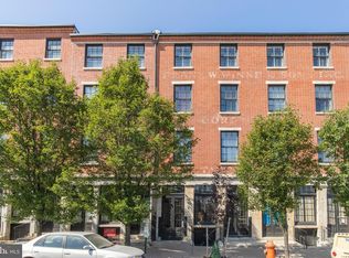 38 N Front St APT 1D, Philadelphia, PA 19106