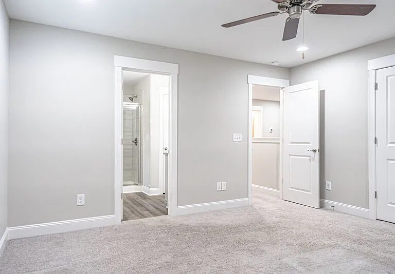 643 Lilac Ln — Photo 15