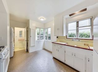 2515 8th Ave, Oakland, CA 94606