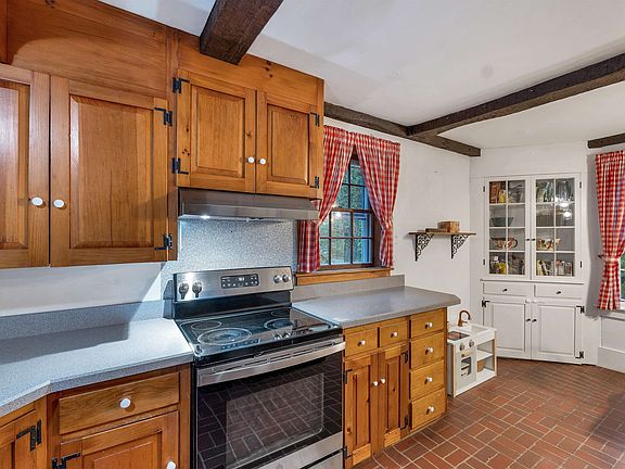 5th image of 119 Gerrish Road