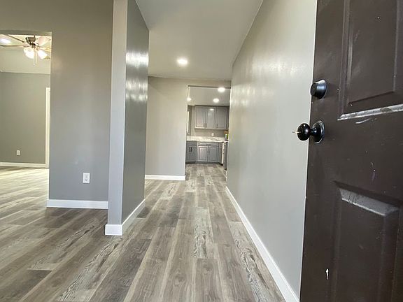 5th image of 1005 Russell Ave