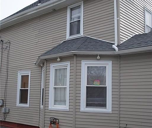 2nd image of 189 Clarence St