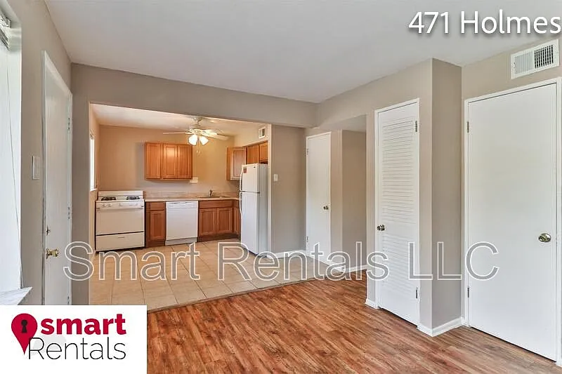 2 bed, 1.0 bath, 700 sqft, $999 — Photo 1
