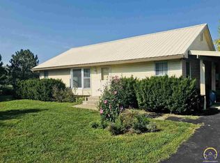 13218 Harveyville Rd, Harveyville, KS 66431