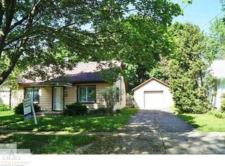 320 Steele St, Mason, MI 48854