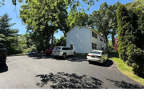 2nd image of 48C Morgan Ave