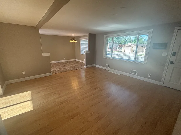 5301 Jellison St — Photo 8