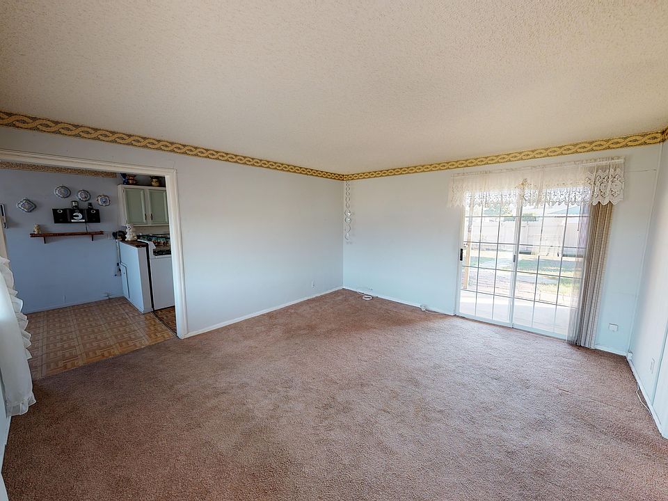 1st image of 18504 Ermanita Ave