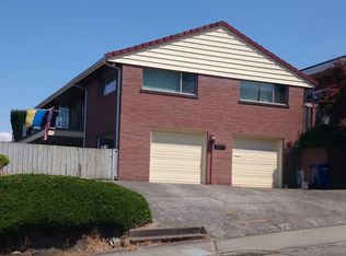 3656 Hillcrest Ave SW, Seattle, WA 98116