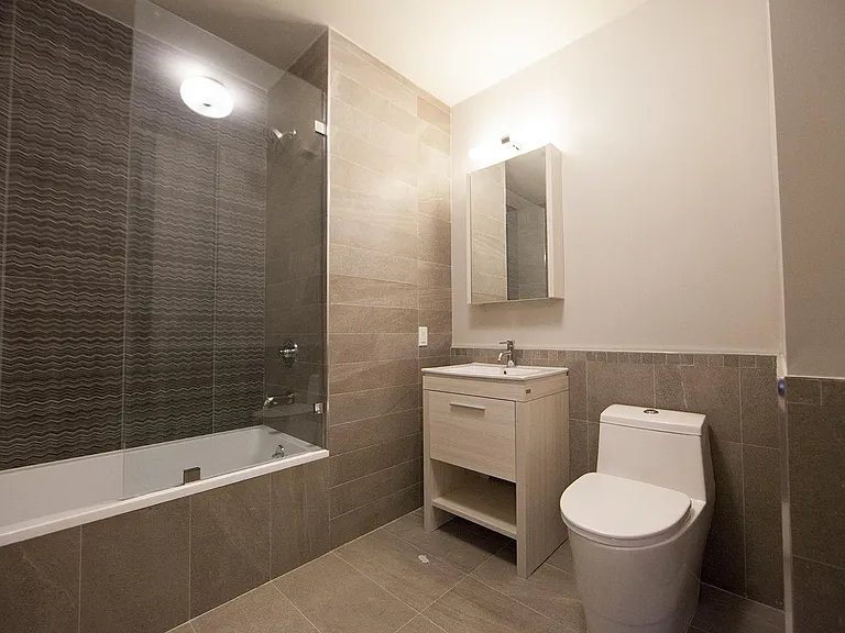 875 De Kalb Ave #5B — Photo 9