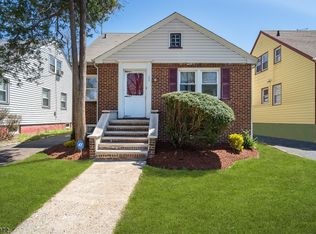 392-394 Schley St, Newark, NJ 07112