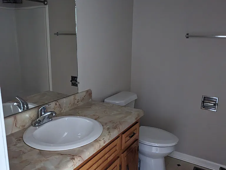 521 Hietts Ln #2 — Photo 7