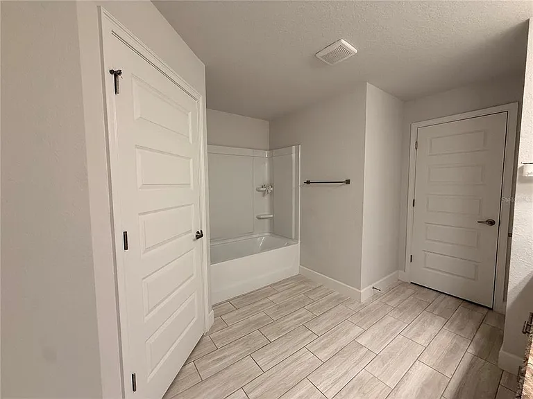 8797 SE 161st Pl — Photo 27