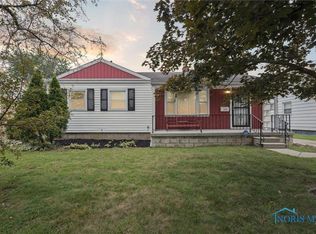 1378 June Dr, Maumee, OH 43537