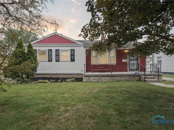 1378 June Dr, Maumee, OH 43537