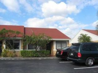 5595 N Park Rd, Hallandale, FL 33312