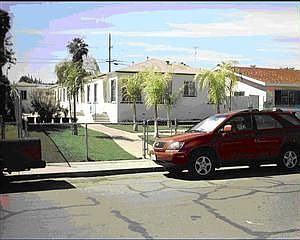 2nd image of 3768 Menlo Ave