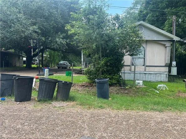 220 Oak St, Marksville, LA 71351