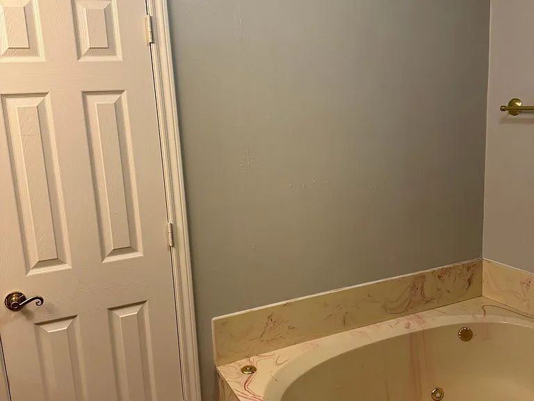105 Lyndon Dr — Photo 7