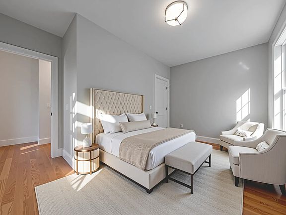 5th image of 20 Sheridan Ave #20