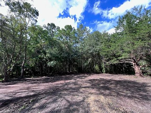 3rd image of 630 Quarter Horse Lane