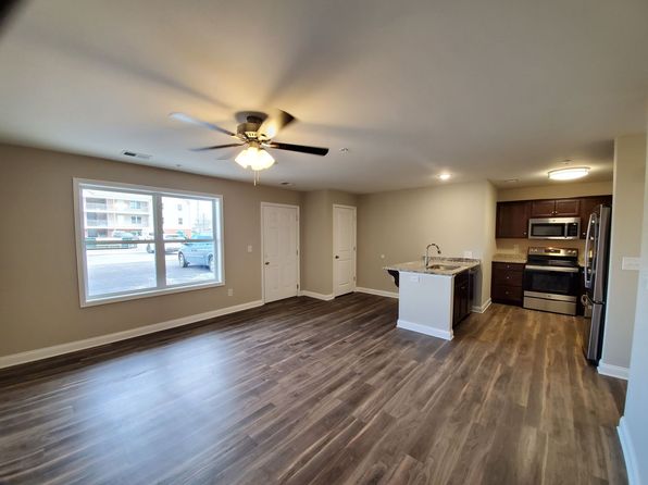 3502 College Dr #202