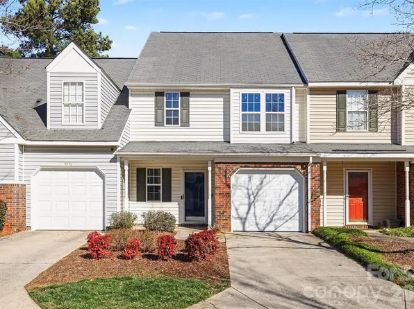 9733 Elizabeth Townes Ln, Charlotte, NC 28277