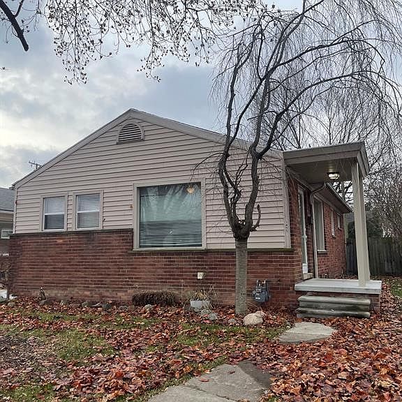 1st image of 14951 Hanfor Ave