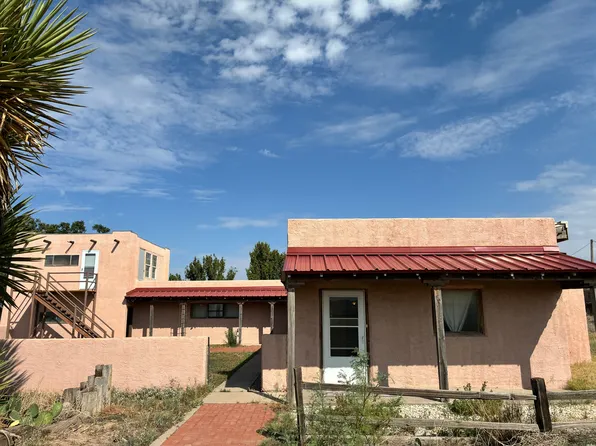 2203 S Brown Rd, Roswell, NM 88203