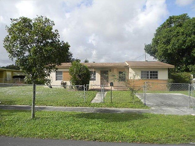 1st image of 16430 NW 18th Ave