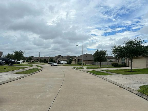 4th image of 3056 Camelia View Ln