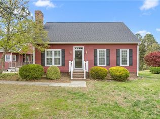 1543 Littlejohn Ln E, Burlington, NC 27217