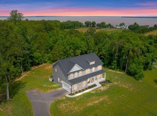 7856 Fitzhugh Ln, King George, VA 22485