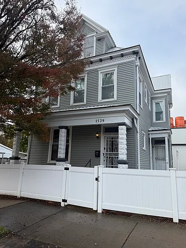 1529 Christy Ave #1 Photo 1