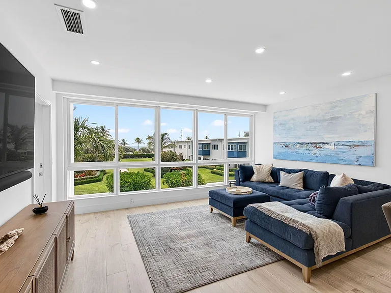 120 N Ocean Blvd #203 — Photo 10