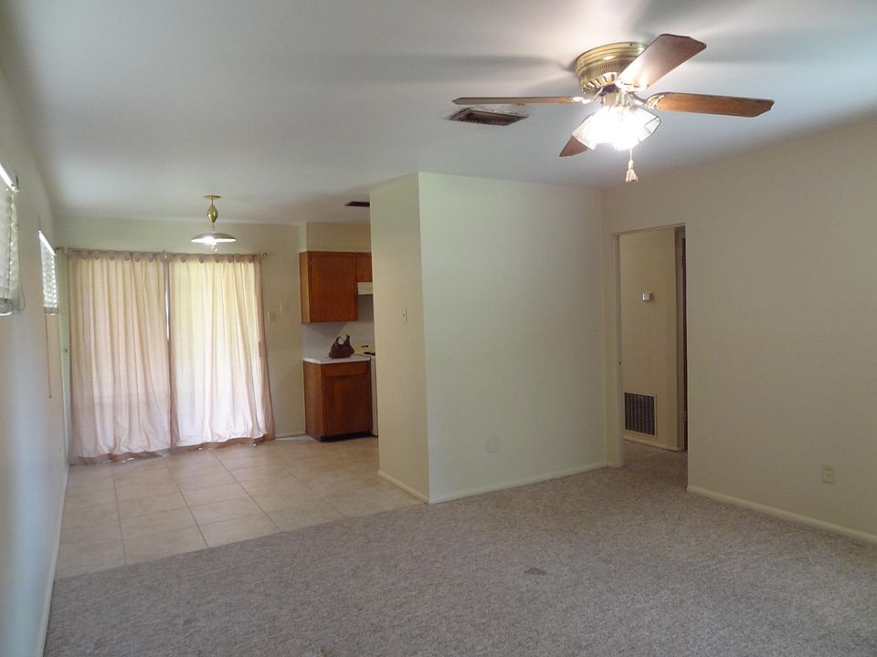 2nd image of 436 Normandy Rd