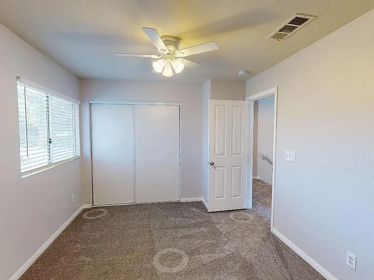 2570 Quail Wood Ct — Photo 23