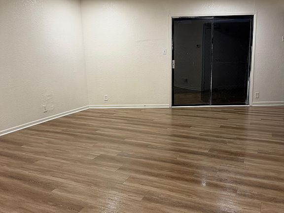4th image of 6155 39th St APT 1