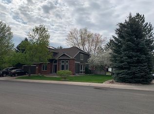 613 Meadow Run Dr, Fort Collins, CO 80525