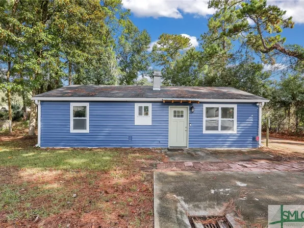 618 E Montgomery Cross Road, Savannah, GA 31406
