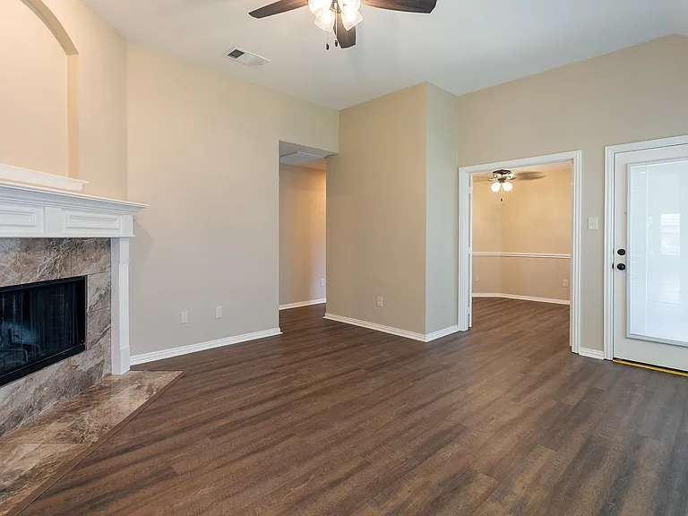 11520 Gloriosa Dr — Photo 7