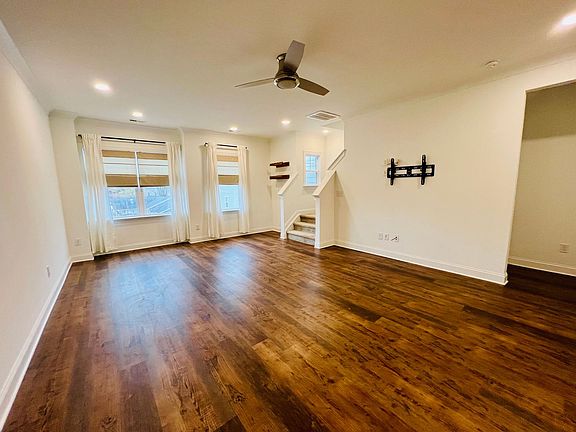 5th image of 5037 Belmont Crossing Dr