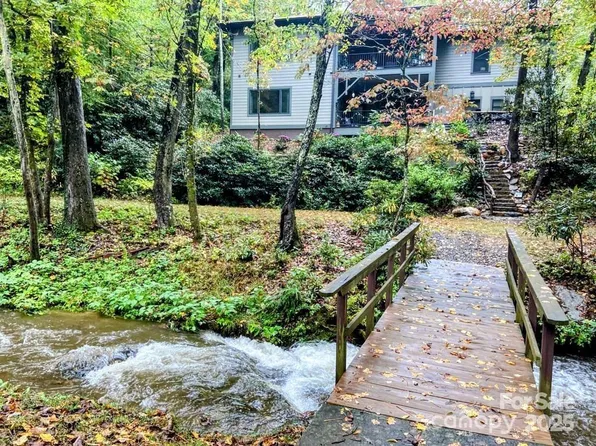 45 Mountain View Rd, Black Mountain, NC 28711