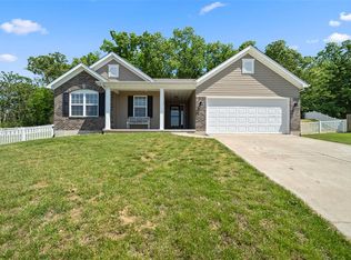 27 Hollow Tree Ct, Winfield, MO 63389