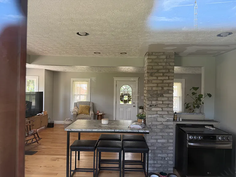 5113 Lindbergh Blvd — Photo 4