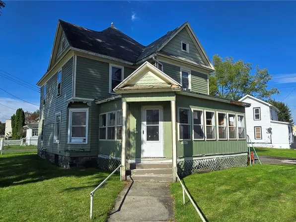 726 Erie St, Elmira, NY 14904