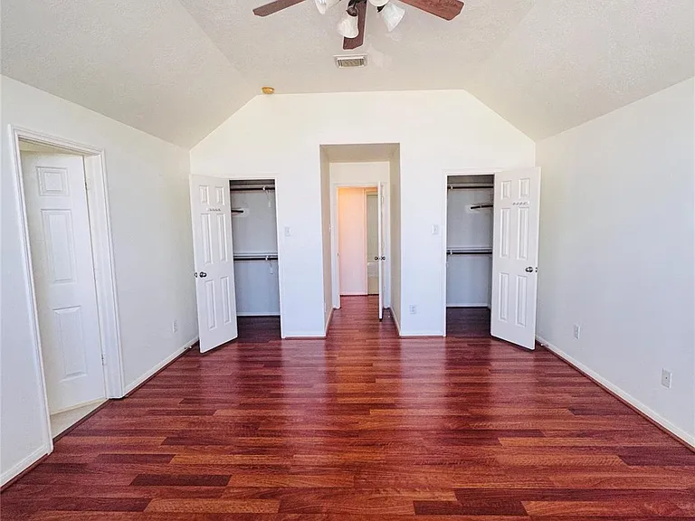 10803 Waterfern Ct — Photo 13