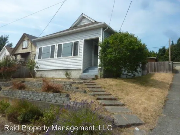 403 S Lafayette Ave, Bremerton, WA 98312