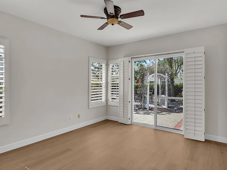 21300 Tarraco — Photo 28